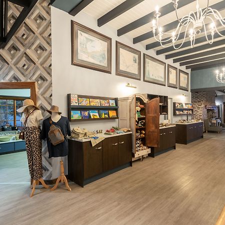 Gondwana Etosha Safari Lodge Okaukuejo Eksteriør bilde