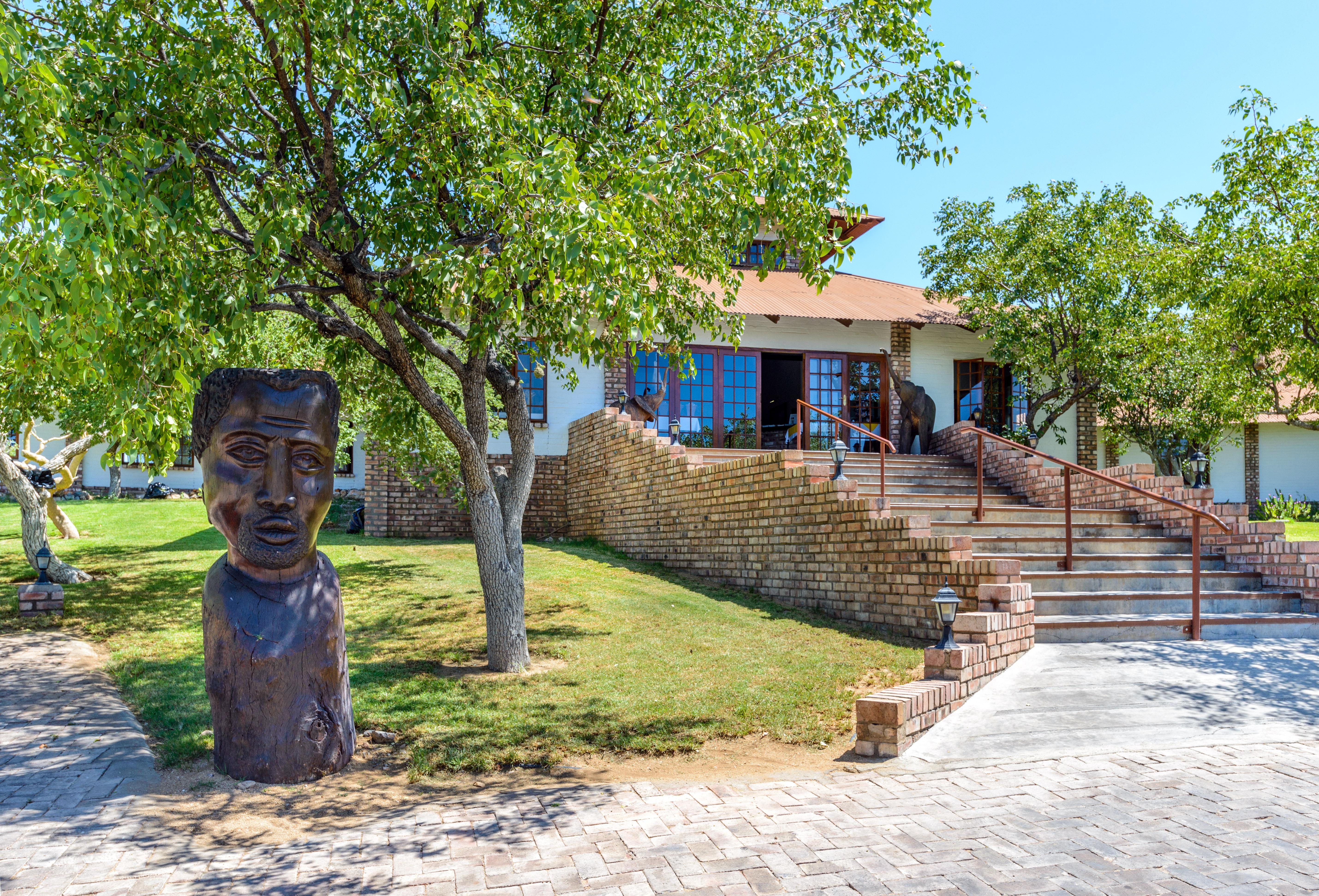 Gondwana Etosha Safari Lodge Okaukuejo Eksteriør bilde