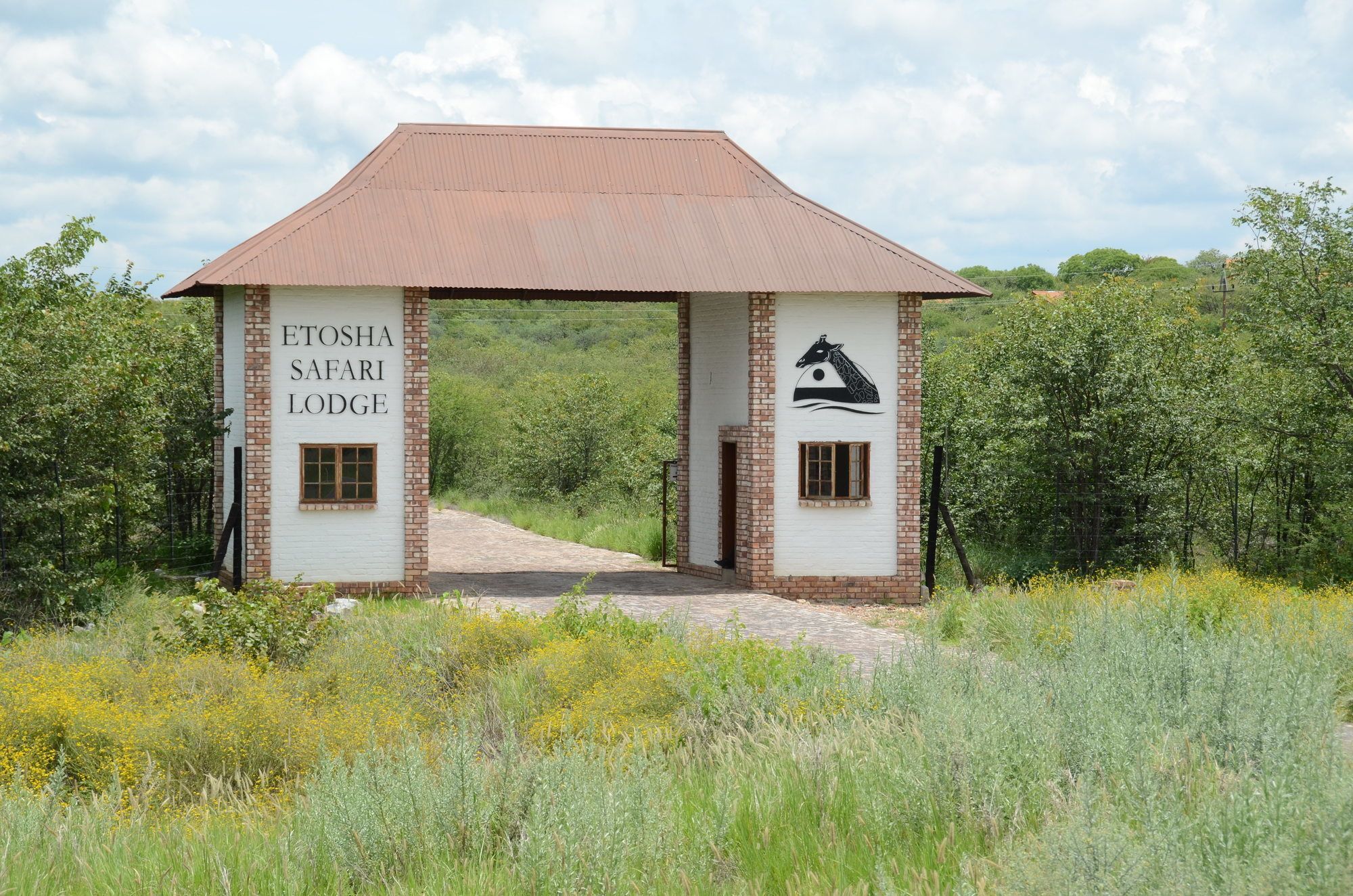Gondwana Etosha Safari Lodge Okaukuejo Eksteriør bilde